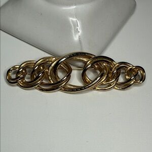 Vintage cable knot circular Gold tone Chain Link Brooch pin